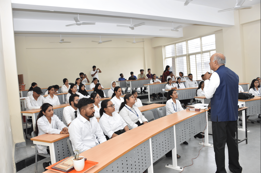 Shri Vaishnav Vidyapeeth Vishwavidyalaya University Function photo 45